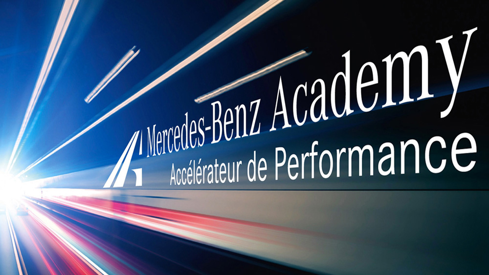Logo de Mercedes-Benz Academy